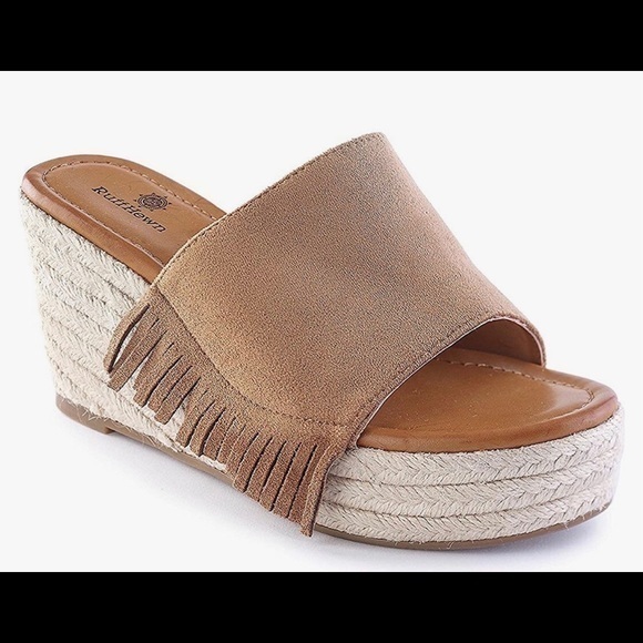 Ruff Hewn Shoes - Ruff Hewn Wyatt wedge sandals size 7.5